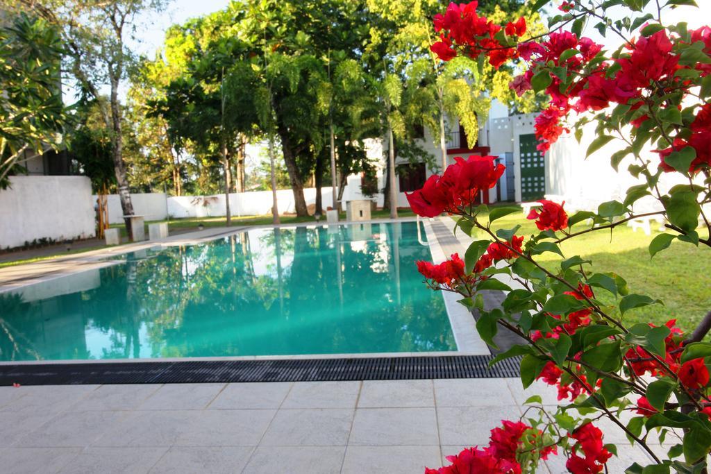 Oak Residencies Villa Kiribathgoda Exterior foto