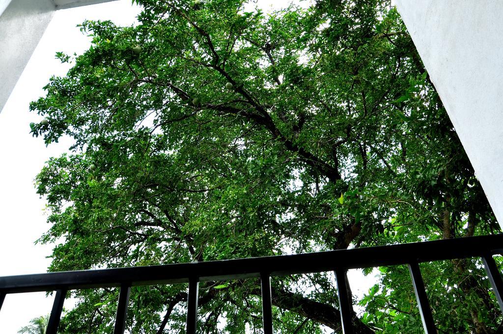 Oak Residencies Villa Kiribathgoda Exterior foto