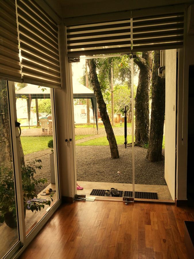 Oak Residencies Villa Kiribathgoda Exterior foto